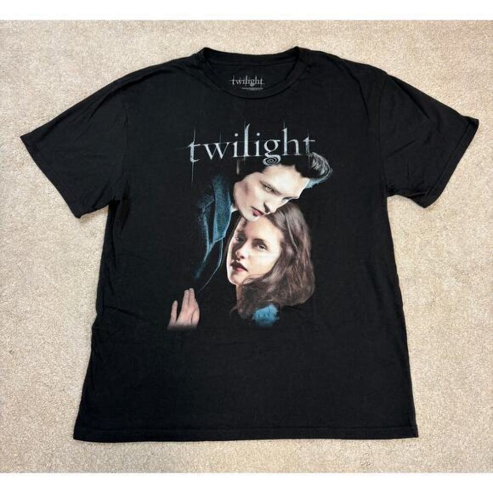 Lions Gate Entertainment Twilight Movie Graphic T-Shirt Size 2XL